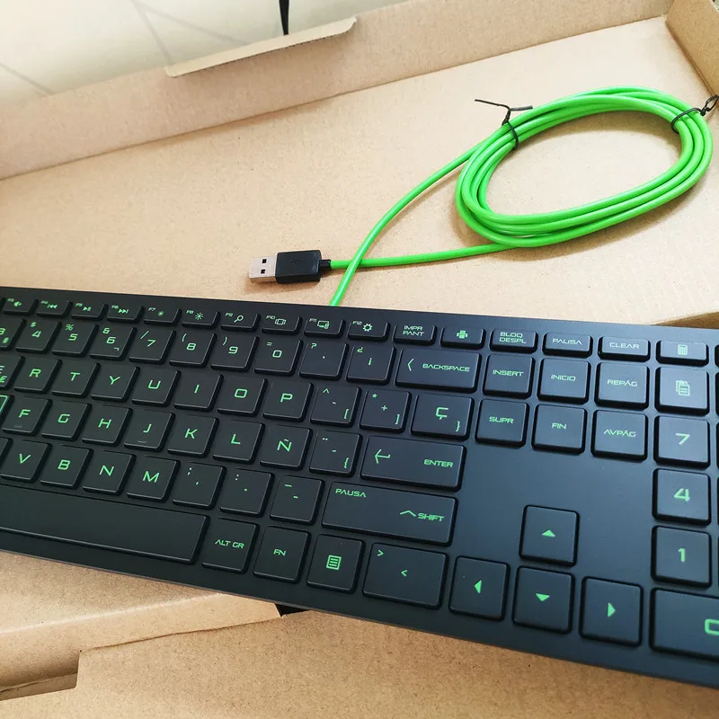 İspanyolca düzenlemeli USB kab - Home Office Layout incelemesi ve fiyatı